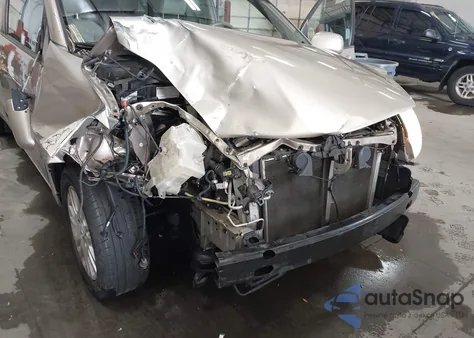 2007 Toyota Sienna Xle z USA, uszkodzony, nr VIN 5TDZK22C37S001333